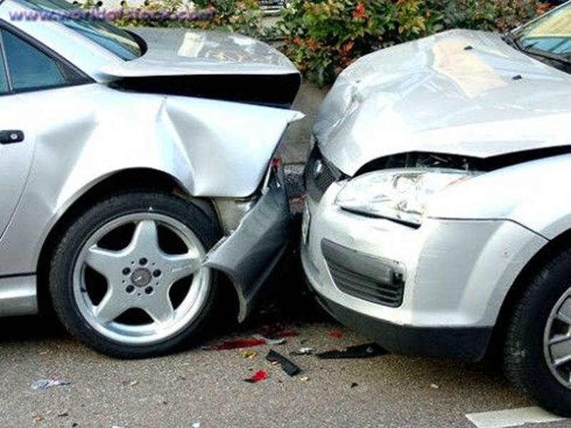 ٹریفک حادثات میں 3 افراد زندگی کی بازی ہار گئے 