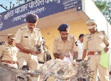 مہاراشٹر : پولیس کی فائرنگ‘ 6 مسلمان شہید‘ 200 زخمی‘ ہندو فسادیوں نے بستی جلا دی‘ کرفیو نافذ