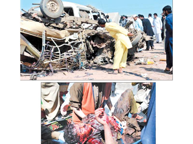 نوشہرہ: جلوزئی کیمپ میں راشن کی تقسیم کے دوران بم دھماکہ‘ 17 افراد جاں بحق‘ 35 زخمی