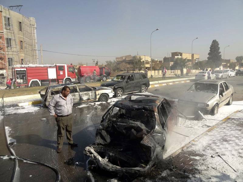 عراق میں 3 کار بم دھماکے‘ 28 افراد ہلاک ۔۔ حکومت مستعفی ہو : سپیکر 