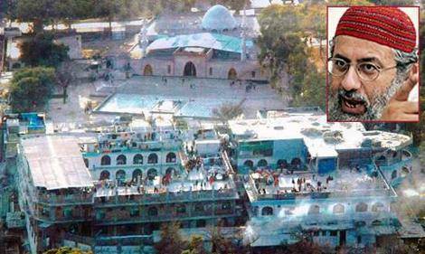 لال مسجد آپریشن: غازی عبدالرشید کے صاحبزادے نے مشرف کیخلاف قتل کا مقدمہ درج کرنے کیلئے درخواست دائر کر دی