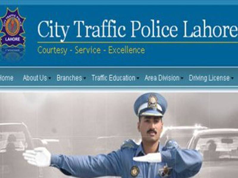 وارڈنز کی عدم دلچسپی، لاہور میں ٹریفک کا مسئلہ گھمبیر ہو گیا 