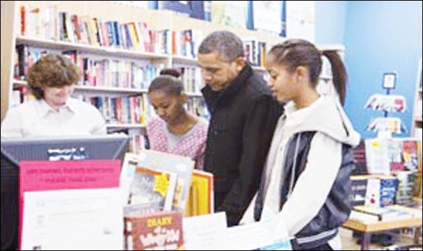  بارک اوباما بھی کتابوں کے شوقین،2 درجن خرید لیں 