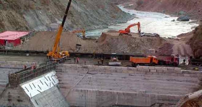 بھارت کی ایک اور اشتعال انگیزی، دریائے جہلم اور نیلم کا پانی روک لیا 