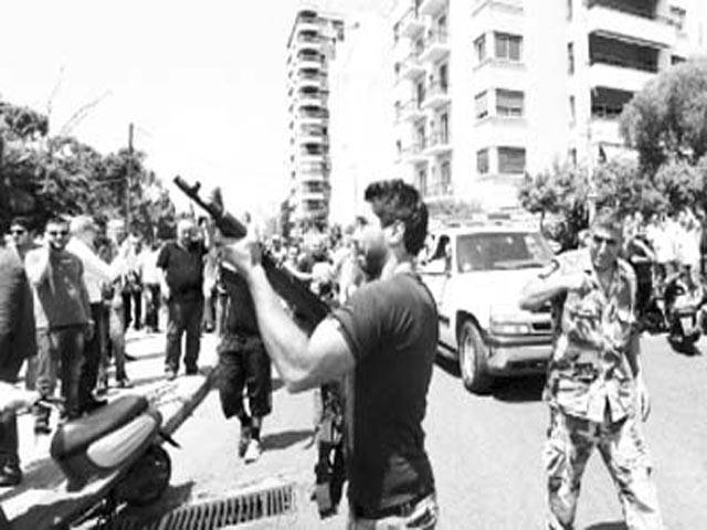 شامی باغیوں اور لبنانی فوج میں تازہ جھڑپیں،16 اہلکاروں سمیت52 ہلاک 