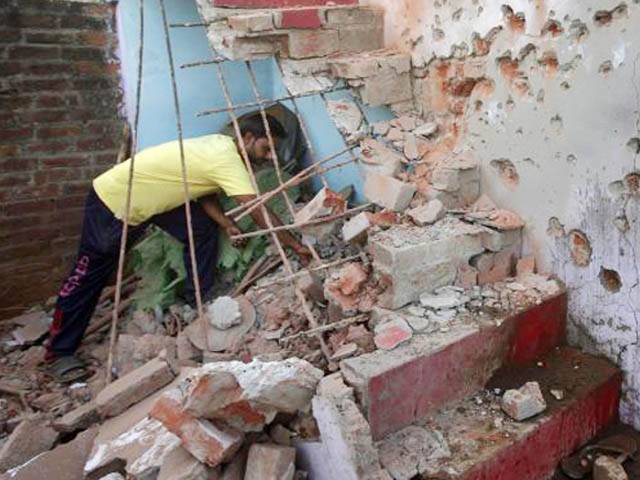 چاروا سیکٹر پر بھارتی فوج کی پھر گولہ باری، فائرنگ، متعدد گھروں کو نقصان پنجاب رینجرز کا بھرپور جواب 
