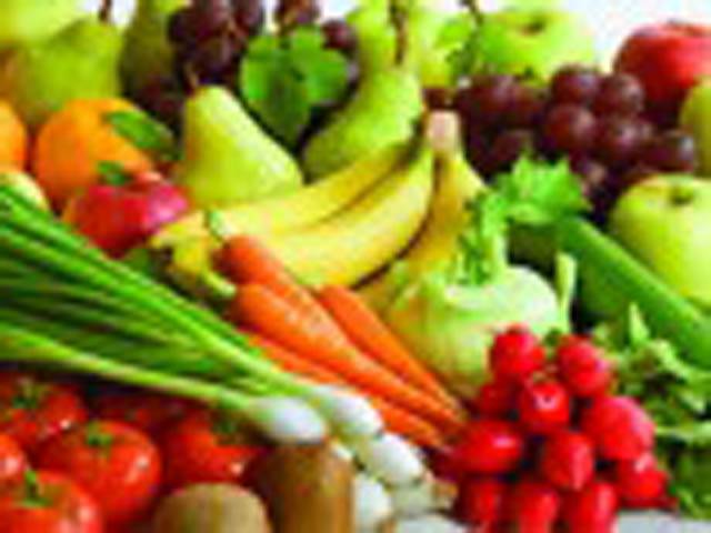 گرانفروشی جاری، پھل اور سبزیاں مقررہ ریٹ سے 35 روپے زائد میں فروخت 
