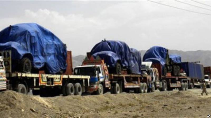 ملتان:غیر ملکی سامان پنجاب سمگل کرنے کی کوشش ناکام، ایک کروڑ مالیت سامان سے لدے تین ٹرک تحویل میں لے لئے گئے