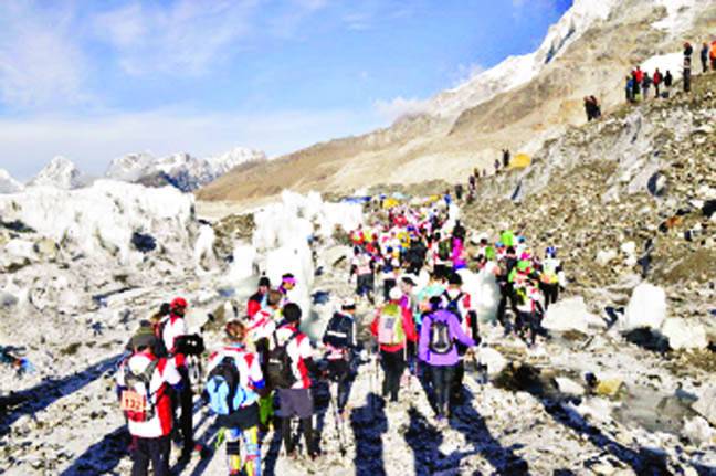 دنیا کی بلند ترین میراتھن ریس نیپال کے بید بہادر سنوار نے جیت لی