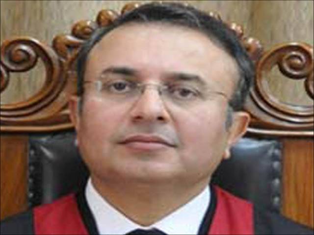 چیف جسٹس لاہور ہائیکورٹ نے 26ایڈیشنل سیشن، 21سول ججز کا تبادلہ کردیا