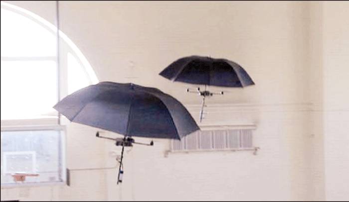 ڈرون چھتری لیں، بارش میں بھیگنے سے بچیں 