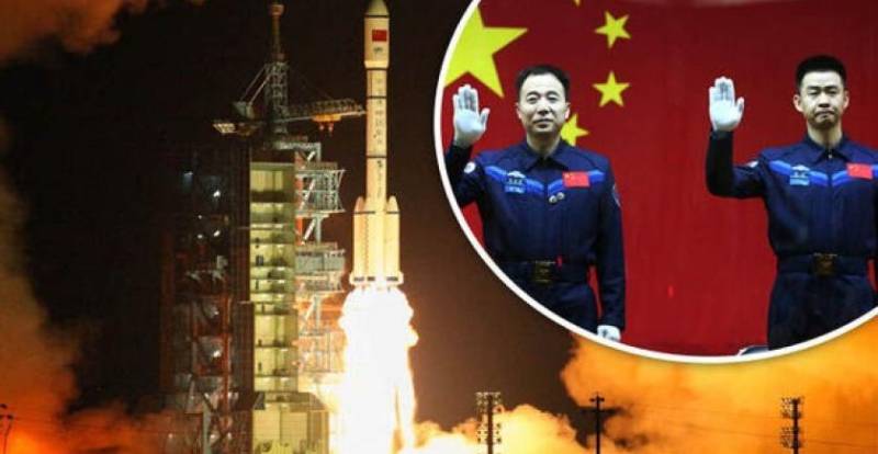 چین نے پہلا کارگو خلائی جہاز خلا میں بھیج دیا