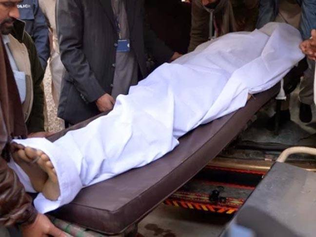 اسلام آباد کی معروف شاعرہ فرزانہ ناز اسٹیج کی سیڑھیوں سے گرکر جاںبحق