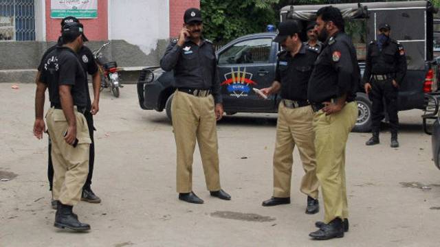 کراچی میں خواتین پر حملے، متاثرہ علاقوں میں پولیس کی اضافی نفری تعینات