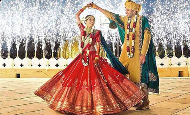 دلہن کا اپنی شادی میں فلمی طرز کا رقص