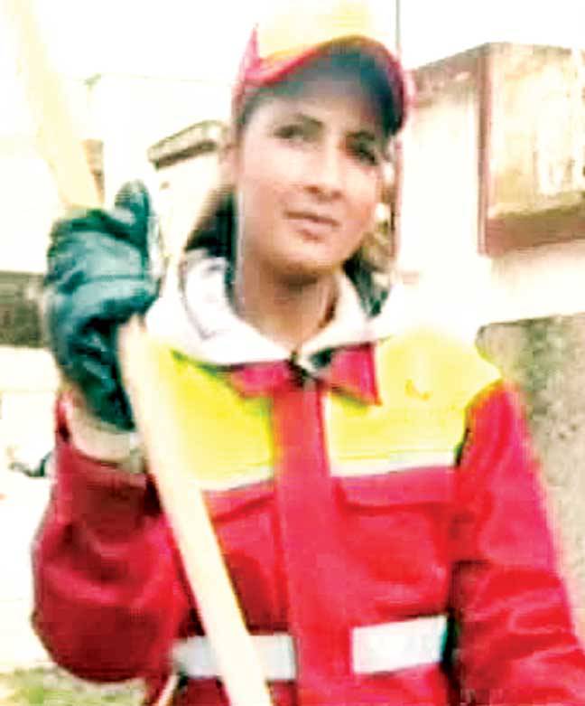 مراکش: سڑکوں کی صفائی کرنیوالی 25سا لہ خاتون مس حسینہ منتخب 