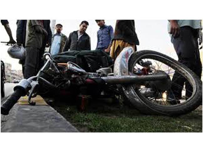 ہارون آباد: کار اور موٹر سا ئیکلوں میں ٹکر ،خاتون سمیت 3افراد زخمی