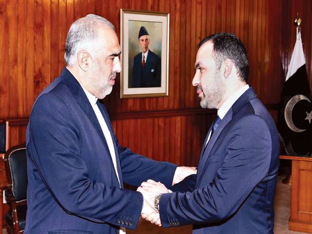 سپیکر قومی اسمبلی سے افغان سفیر کی ملاقات، خطے کی صورتحال پر تبادلہ خیال 