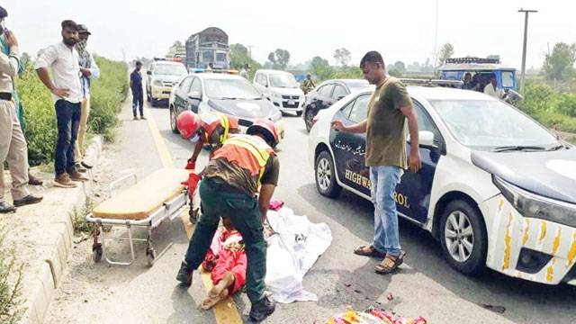 موٹر سائیکل حادثے: رینالہ خورد ایک خاندان کے 6 افراد، سندر میں میاں بیوی ، 2 بچے جاںبحق