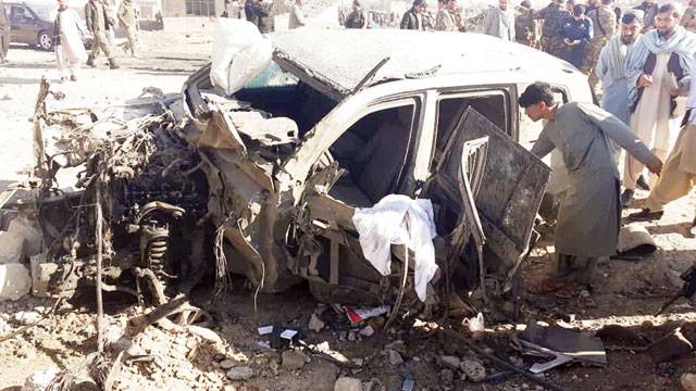 افغانستان میں فوجی اڈے ، صوبائی سربراہ کے قافلے پر خودکش حملے، 34افراد ہلاک، 47زخمی