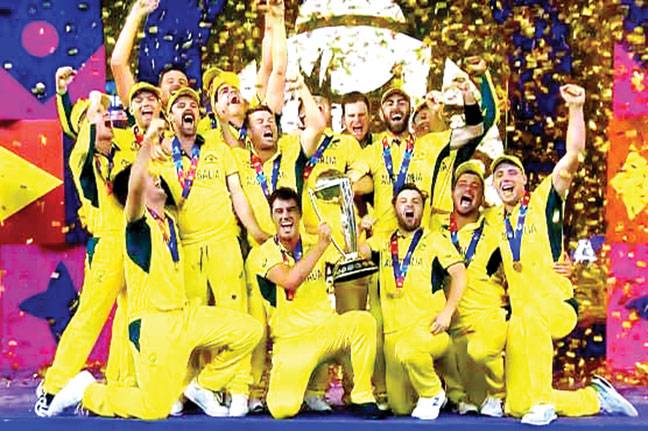 کرکٹ ورلڈ کپ: آسٹریلیا چیمپئن، بھارت کو اپنے ہی ملک میں مودی کے سامنے شکست