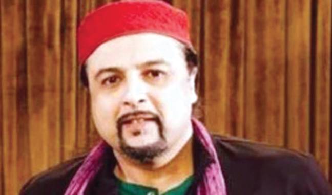 بانی پی ٹی آئی کے خلاف سوشل میڈیا پر پوسٹیں، گلوکار سلمان احمد کی پارٹی رکنیت ختم 
