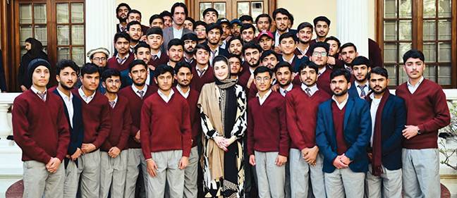 پچھلے دور میں صوبہ رُل گیا، 4 سال پیسہ پتہ نہیں کہاں جاتا رہا: مریم نواز