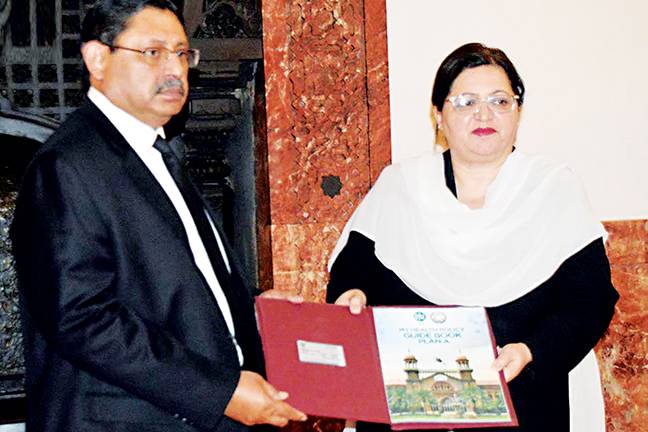 چیف جسٹس ہائیکورٹ نے ججوں کیلئے ہیلتھ انشورنس سہولت کا افتتاح کردیا 