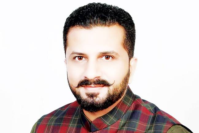 سید رضوان ہاشمی وفد کے ہمراہ مانچسٹر ائیرپورٹ سے پاکستان روانہ 