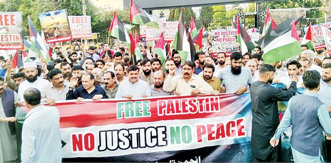 انجمن تاجران کمرشل مارکیٹ کے زیر اہتمام فلسطین پر اسرائیلی دہشت گردی کیخلاف احتجاجی ریلی 