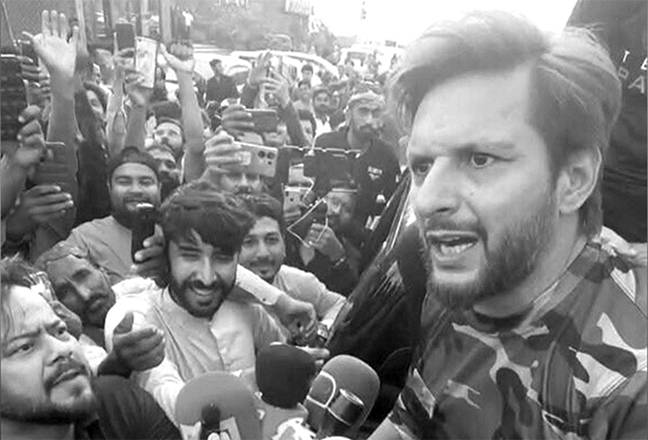 بھارت میں کمیونٹیز محفوظ نہیں ‘شاہد آفریدی کی قیادت میں جنگ میں فتح پر ریلی 