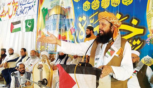 قوم وطن ،اسلام دشمن کا ہر محاذ پر مقابلہ کرنے کیلئے تیار ہے:مولانا امجد 
