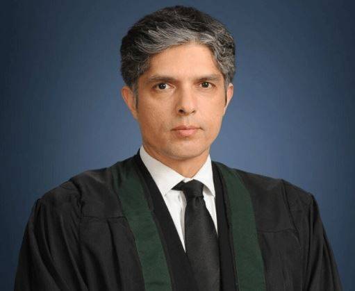 جو فٹ پاتھوں سے کیبن نہیں ہٹاتا اس کیخلاف مقدمہ درج کرائیں، جسٹس یوسف علی سعید 