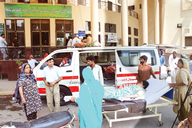 گنگارام ہسپتال میں شارٹ سرکٹ سے آتشزدگی‘ مریضوں میں خوف و ہراس