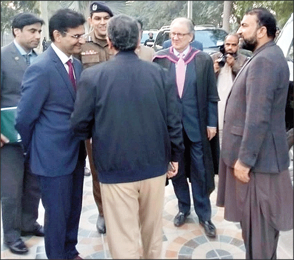 بانی پی ٹی آئی ہٹ دھرمی چھوڑ کر پاکستان کی ترقی میں کردار ادا کریں:وزیراعلی بلوچستان