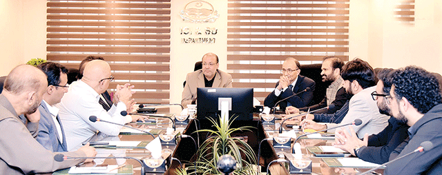 ماحولیاتی آلودگی سے نمٹنے کیلئے شجرکاری ضروری ہے: شافع حسین 