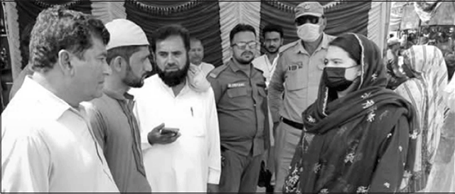اسسٹنٹ کمشنر ننکانہ صاحب کا مین بازار بچیکی کا دورہ