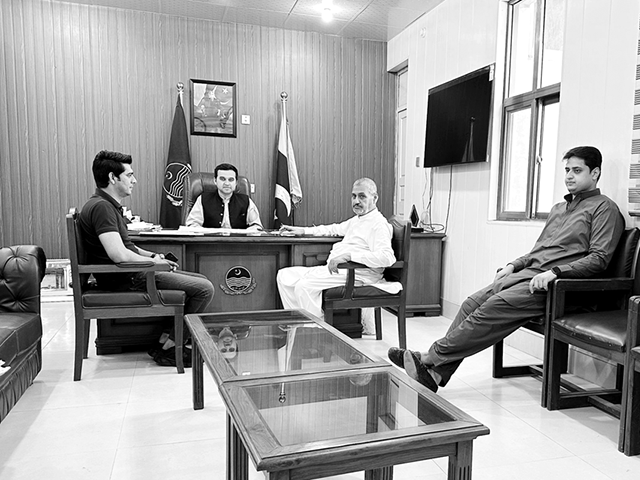حاجی ایوب صراف کی ابوبکرایوب کے ہمراہ اے سی ٹیکسلا سے ملاقات 